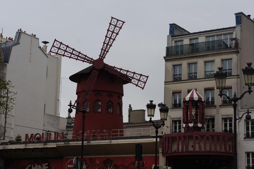 Studios De Charme A Montmartre Paris Bagian luar foto