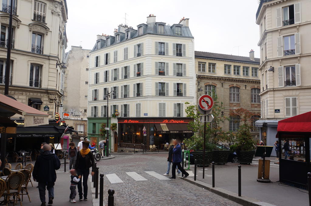 Studios De Charme A Montmartre Paris Bagian luar foto